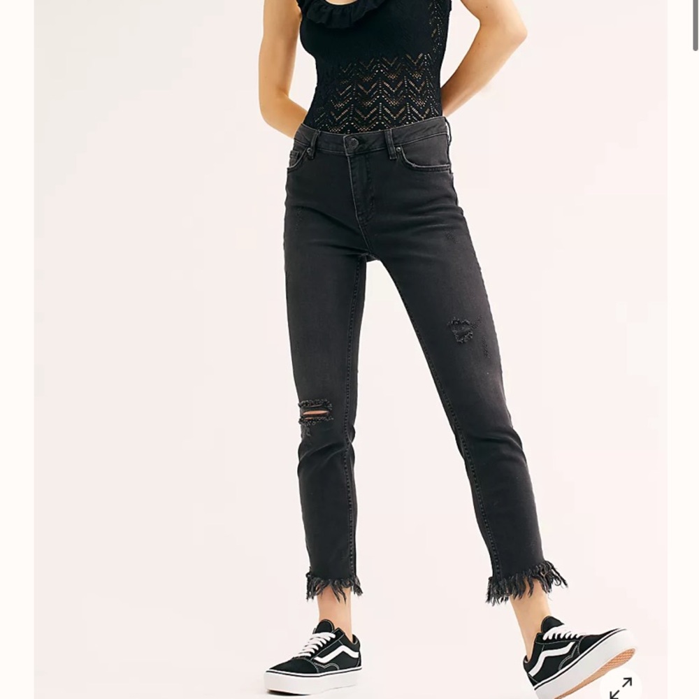 Free People Great Heights Frayed Skinny Jeans 29